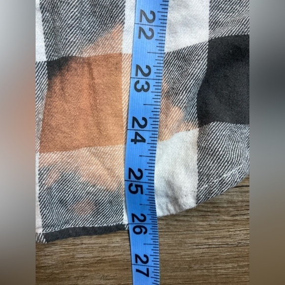 Peanuts Medium Bleach Splatter Button Up Long Sleeve Shirt 90’s Grunge Style - Picture 4 of 8